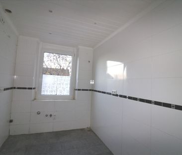 ++ STADTWOHNEN – 2 Zimmer, 2. Etage, Altbau-Whg., nahe Klinikum und... - Photo 1