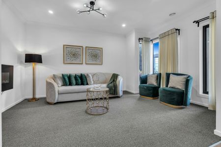 Modern Family Living in the Prestigious Aquarevo Estate - Photo 4