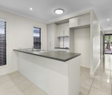 3 BEDROOM FAMILY HOME IN ANDERGOVE - Photo 5
