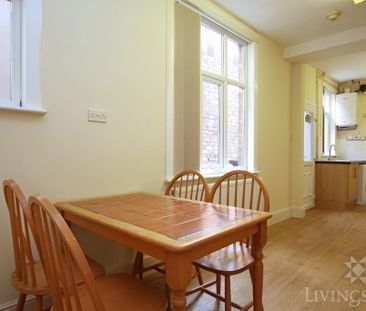 4 bedroom terraced house to rent - Photo 3