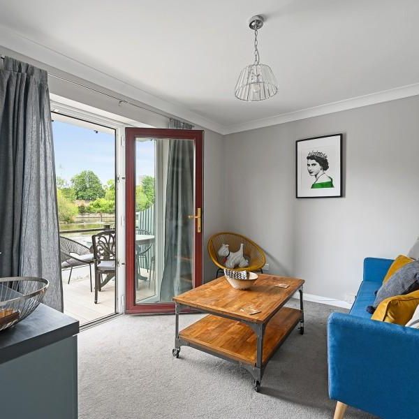 4 bedroom townhouse to rent - Photo 1