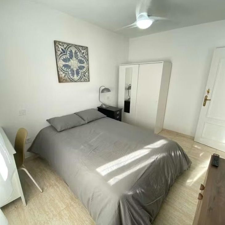 Calle de Orio, Madrid, Community of Madrid 28041 - Photo 1