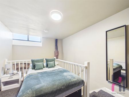 1-bed studio to let in Liverpool - Photo 2