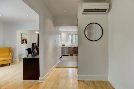 Condo for rent, Mont-Royal - Photo 4
