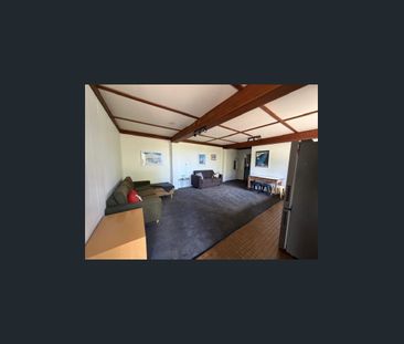 Winter 16 week Winter Lease: Utilities included - Photo 2