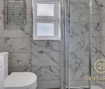 North Road, UB1 - Photo 1