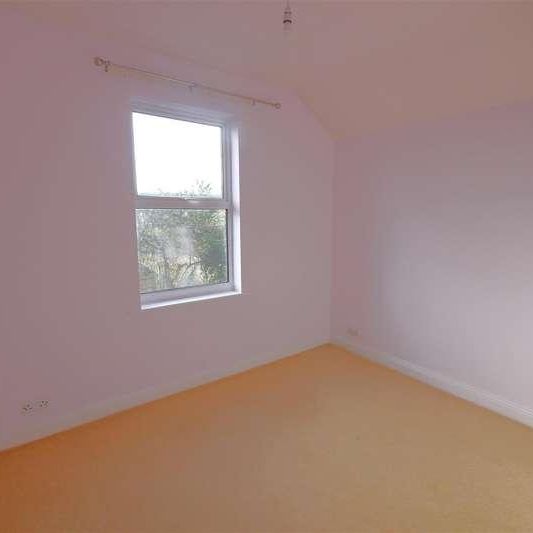 Pavilion Road, Worthing, BN14 - Photo 1