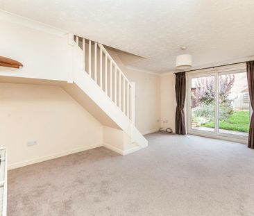 2 bedroom house to rent Swallowtail Close, Pinewood, Ipswich, IP8 - Photo 1