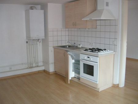 Location Appartement 1 pièce 35m² SARREGUEMINES 57200 - Photo 3