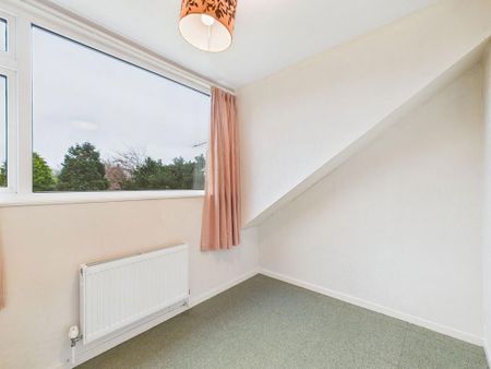 4 bedroom detached house to rent - Photo 4