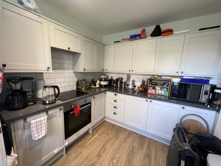 3 Bedroom House - Ashfield, Romsey - Photo 3