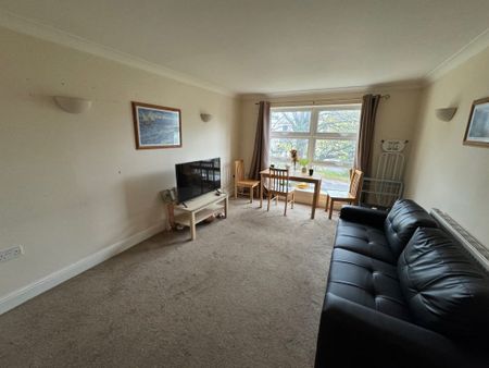 2 Bedroom - Ordnance Road, Southampton - Photo 4