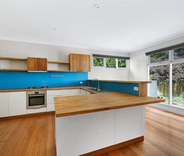 1950's Fully Renovated Weatherboard Cottage - Photo 6