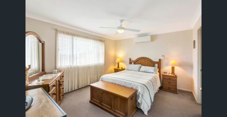 Spacious Four-Bedroom Family Home for Rent - Photo 2