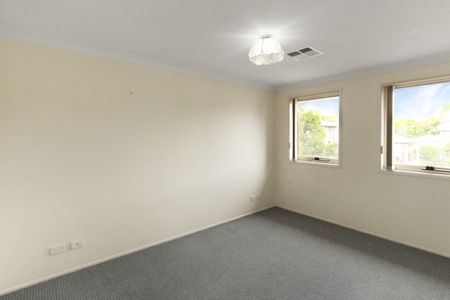 4 Bedroom Duplex in Pime Location - Photo 3