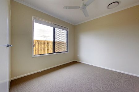 MODERN + WELL PRESENTED 4 BEDROOM HOME IN BURDELL - Photo 2