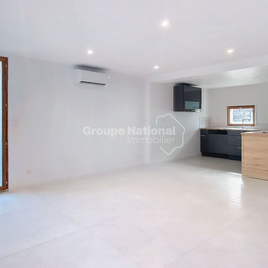 Maison Camaret Sur Aigues 4 pièce(s), terrasse, - Photo 1