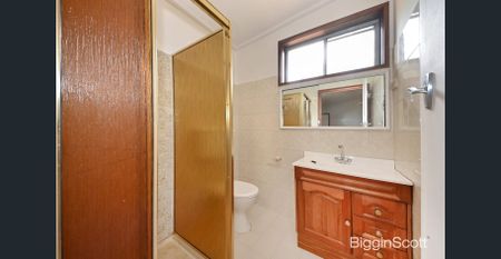 Charming Family Home with Versatile Living - Photo 2