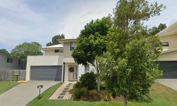 Four Bedroom Family Home with Multiple Living Areas! - Photo 1