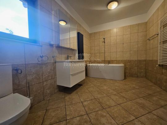 Big Three-Bedroom House with Garden - BSB - British School of Bucharest - Photo 1