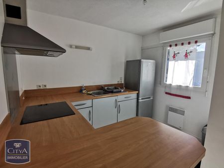 Location Appartement 2 pièces 50m² MONT DE MARSAN 40000 - Photo 3