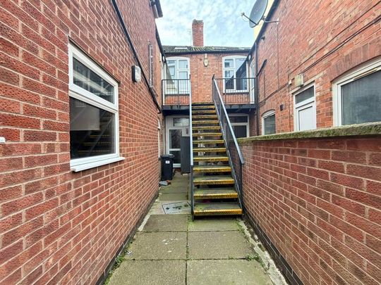 2 bedroom apartment to rent - Photo 1