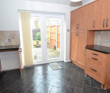 3 bedroom semi-detached house to rent - Photo 6