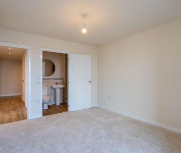 Estella Heights, Henley Approach, Northfleet, Gravesend, Kent, DA11 - Photo 5