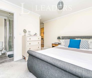 2 bedroom flat to rent Quarry Avenue, Needham Market - Photo 2