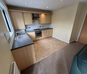 2 bedroom flat to rent - Photo 5