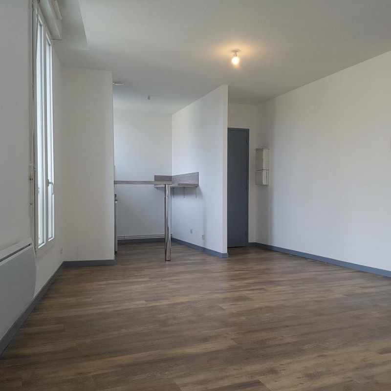 Location Appartement 2 pièces 40m² AIRE SUR L ADOUR 40800 - Photo 1