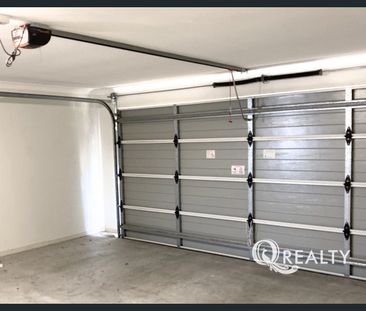 🏡Large 5 Bedroom Low-set Family Home in Forest Lake! - Photo 1