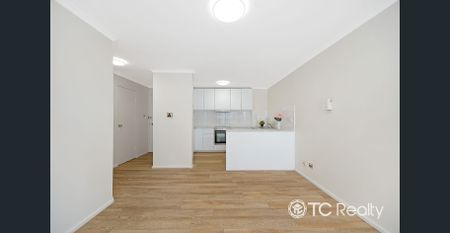 Sleek CBD Sanctuary with Prized North Aspect: The Ultimate Inner-City Lifestyle - Photo 5