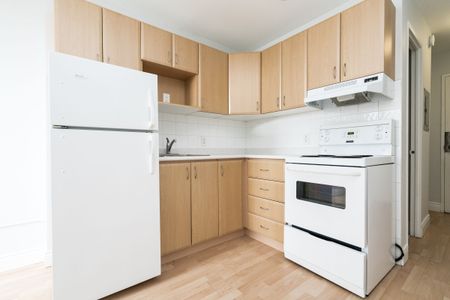 798 Richmond Street West - Photo 5