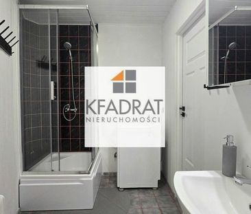 Centrum! Duża kawalerka z balkonem i parkingiem. - Zdjęcie 6