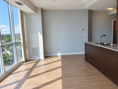 For Lease - 3985 Grand Park Drive Unit# 1005, Mississauga, Ontario - Photo 3