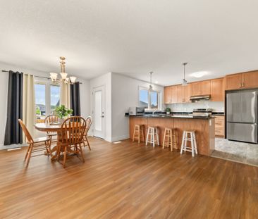 For Lease - 54 Lanark Drive, Belleville, Ontario - Photo 4