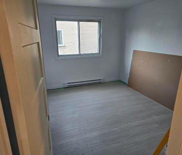 Grand 4 ½ neuf Pointe-aux-Trembles - Photo 1