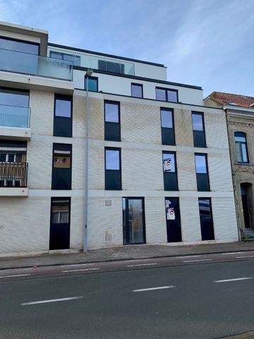 Appartement met 2 slaapkamer en staanplaats te Veurne - Foto 2