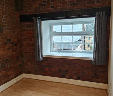 1 Bed Flat, Ferry Street, BS1 - Photo 3