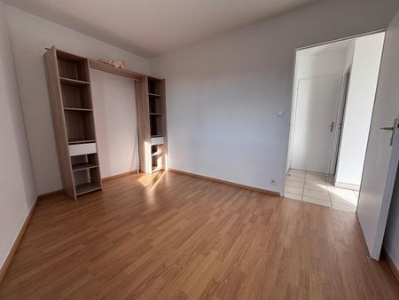 Location Appartement 3 pièces 54m² AUBENAS 07200 - Photo 4