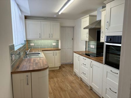 Rasen Lane, Lincoln, LN1 - Photo 2