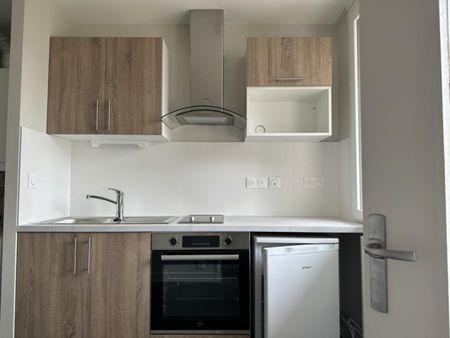 APPARTEMENT T1 E/SOL A LOUER A ROANNE - HOPITAL - Photo 4