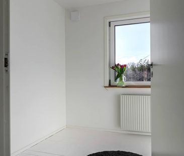 Utäng, Skärhamn - Photo 2