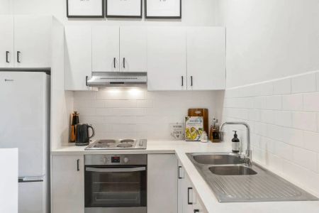 Unit 6/40 Charnwood Road, - Photo 2