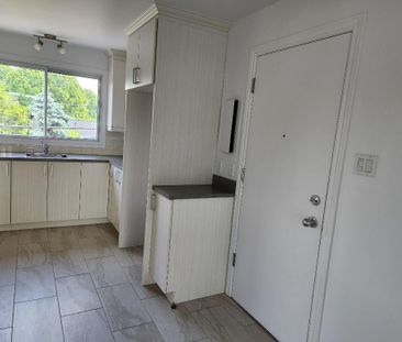 4 1/2 BOUL. CASAVANT O. ST-HYACINTHE - Photo 3