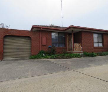 Renovated Two Bedroom Unit in Redan - Photo 5