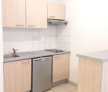 location Appartement T2 DE 40.15m² À CASTELNAU LE LEZ - Photo 4