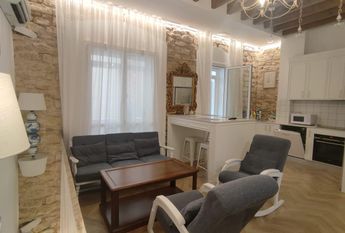 Exclusive 2-bed apartment close to Museo MARQ Alicante