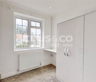Thorn Close, UB5, Northolt - Photo 1